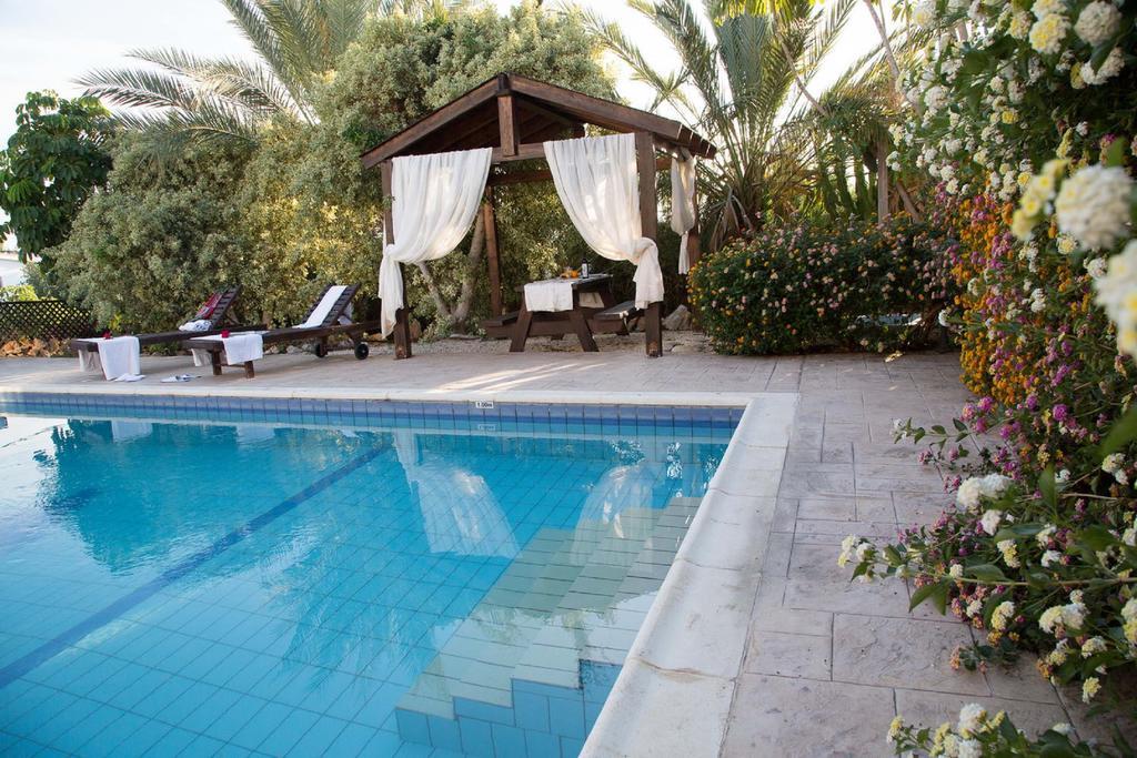 Coral Bay Sunkiss Villa Exterior foto