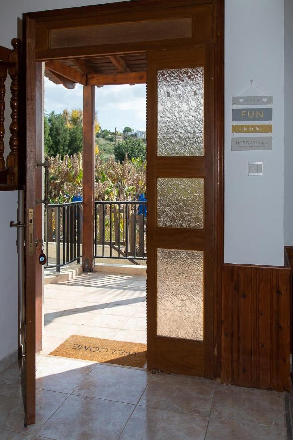 Coral Bay Sunkiss Villa Exterior foto